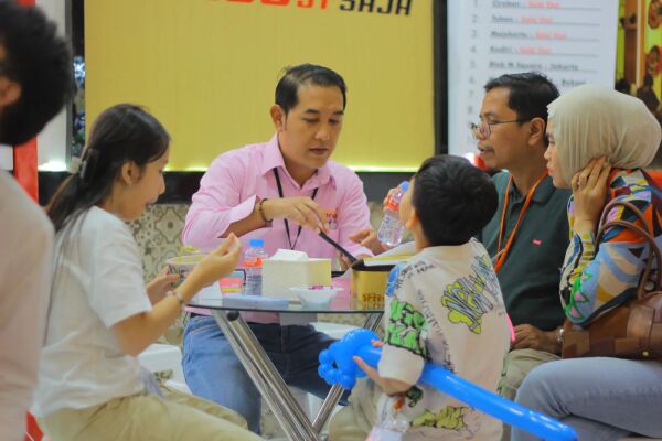 BOOTH-INTERACTION-IMG_5421