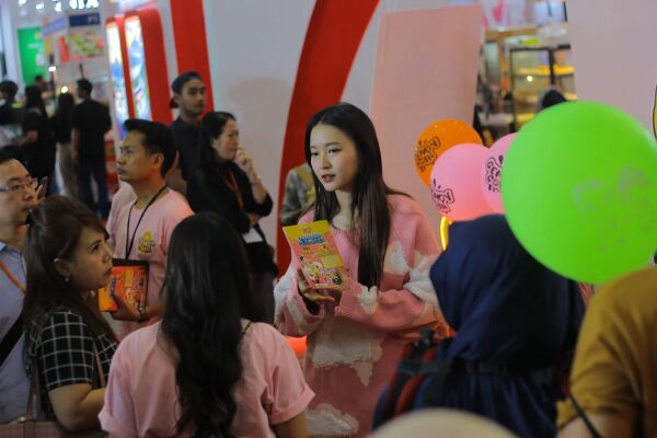CROWD-IMG_5679