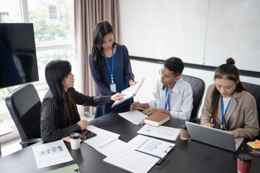 Cara Meningkatkan Kualitas SDM agar Lebih Produktif & Loyal