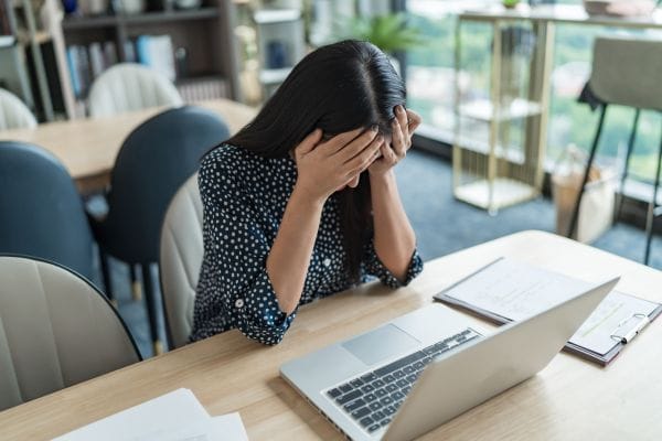 Makin Produktif, Ini 9 Cara Mengatasi Burnout Pada Karyawan!