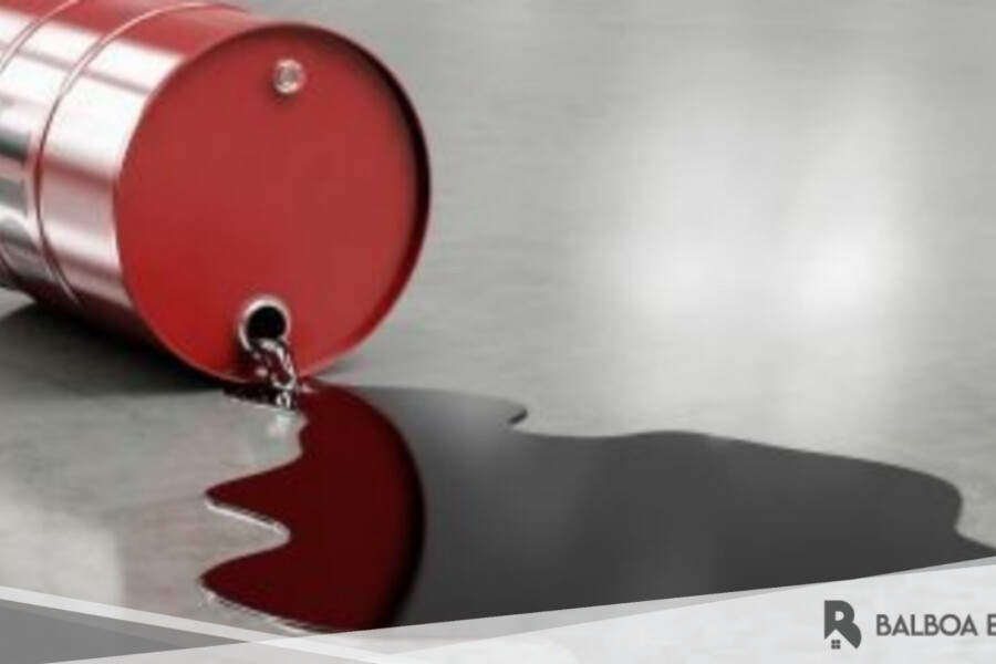 Cara Membersihkan Minyak Tumpah Dilantai