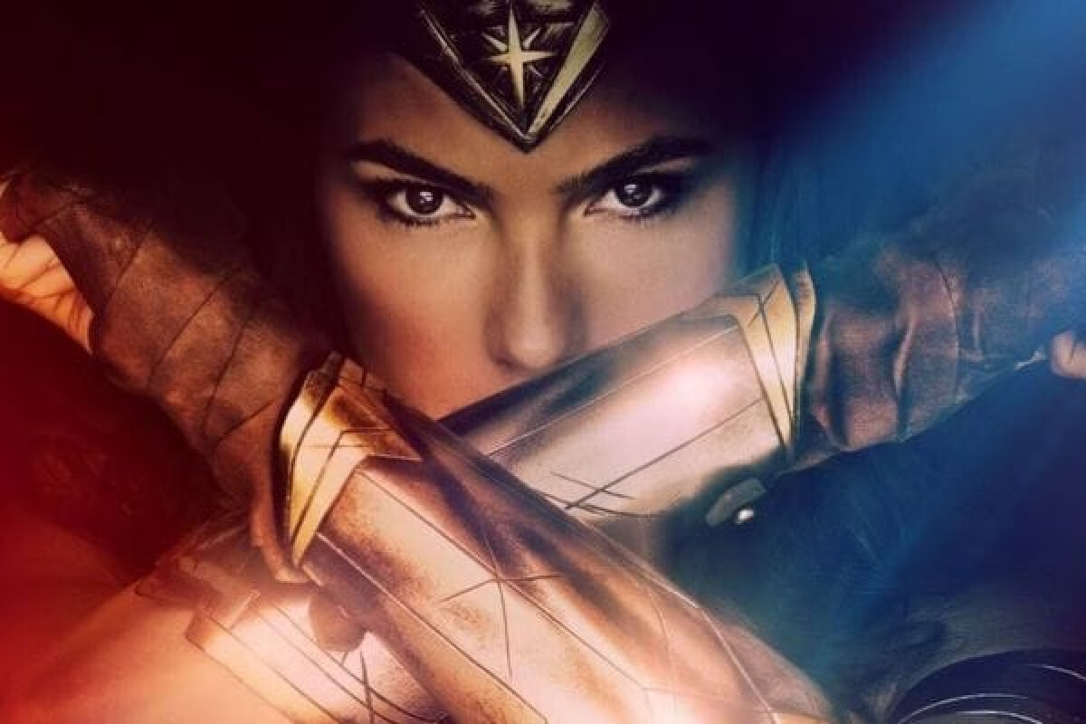10+ Film Superhero dengan Rating Tertinggi, Wajib Nonton!