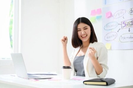 5 Cara Menentukan Reward System Karyawan yang Efektif