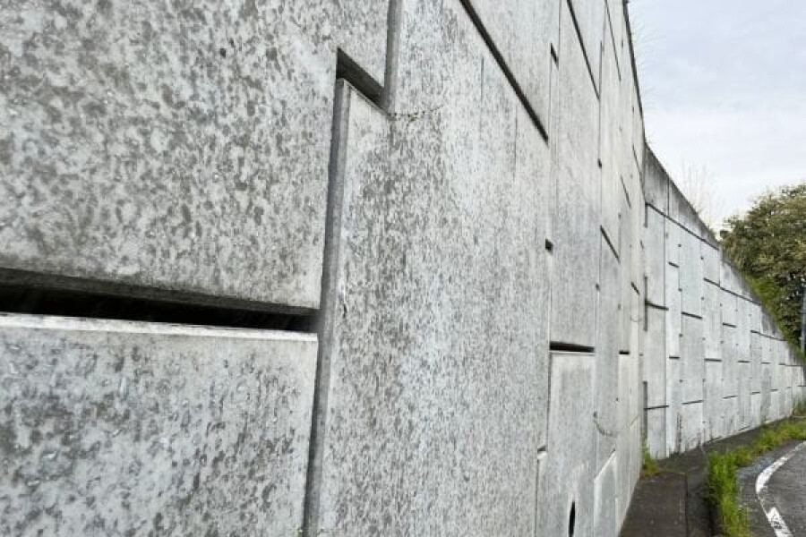 Retaining Wall: Definisi, Manfaat dan Cara Pembuatannya