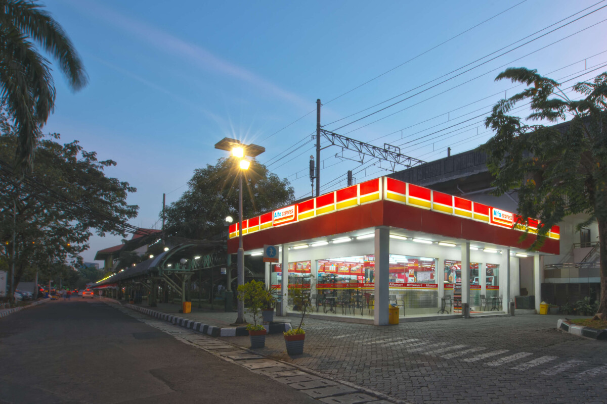 Franchise Alfamart Berapa? Ini Biaya, Cara Daftar & Tipsnya