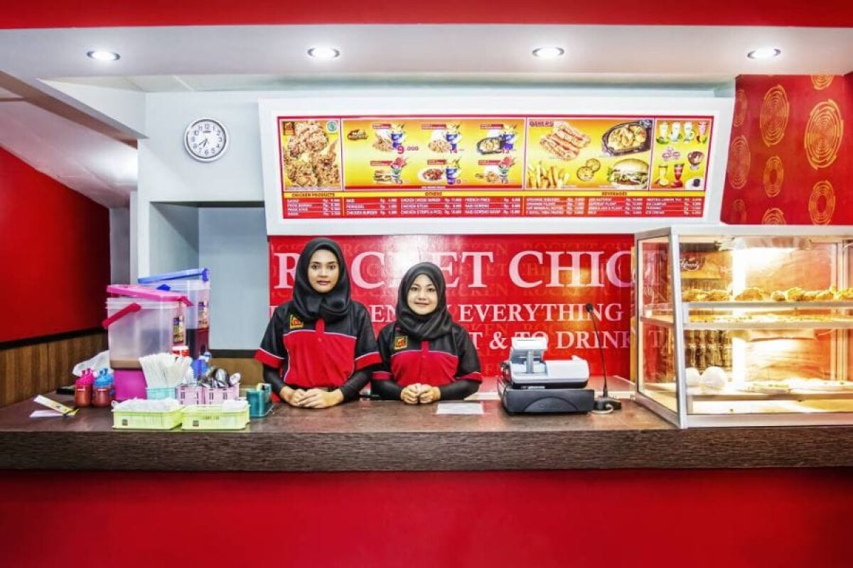 Franchise Rocket Chicken: Harga, Syarat, dan Keuntungan