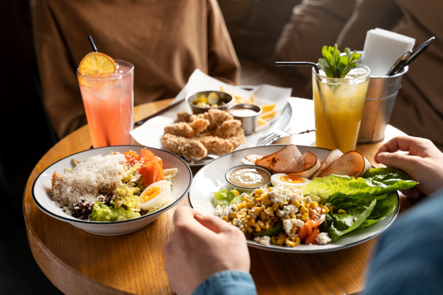 Apa Itu Eatery? Ciri Khas & Bedanya dengan Kafe dan Bistro