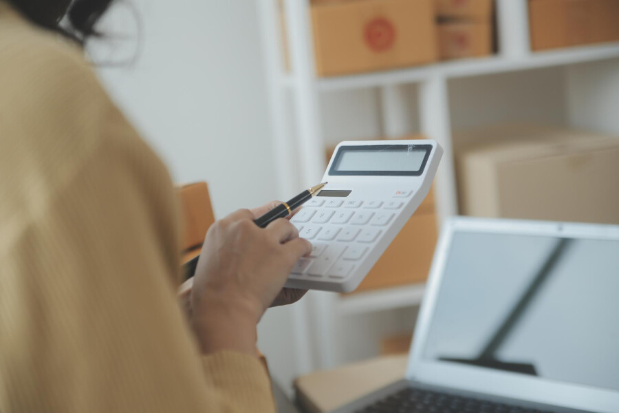 Cara Menghitung Harga Jual: Rumus, Faktor, dan Contohnya